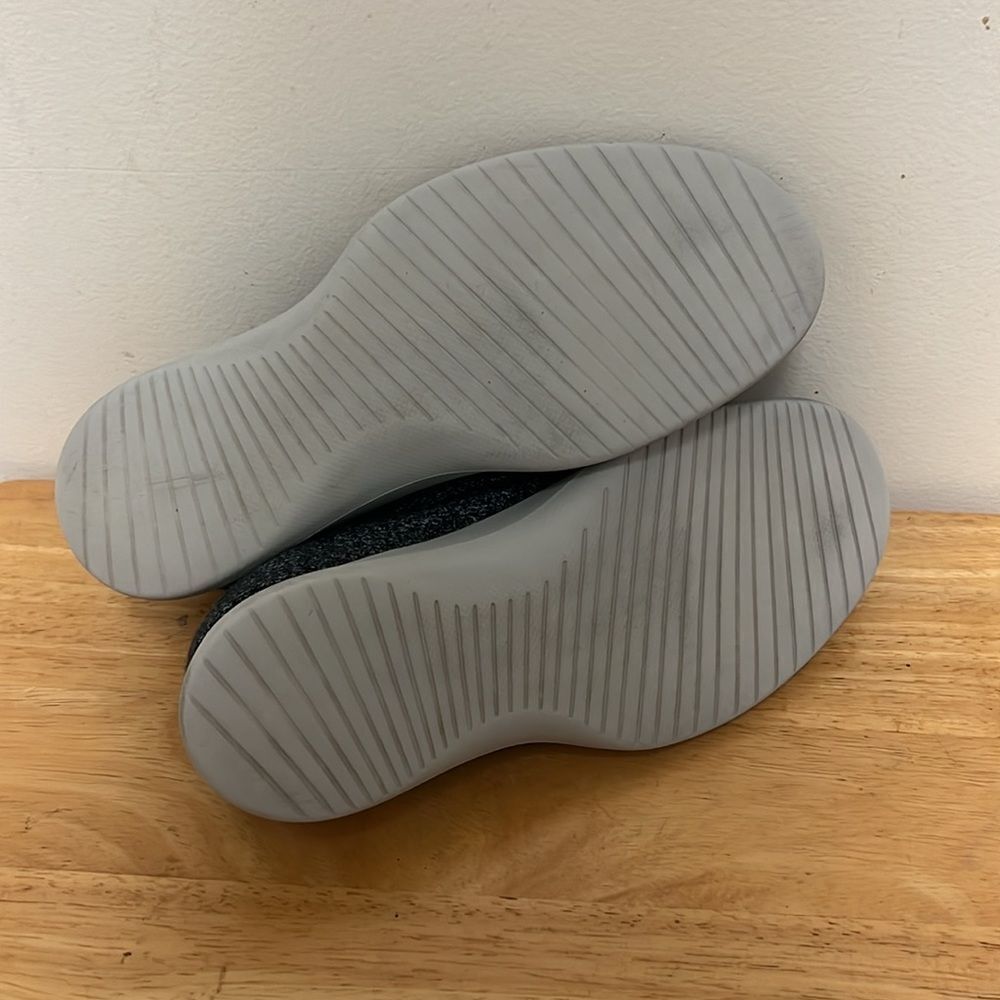 Allbirds Wool Runners - Picture 6 of 6